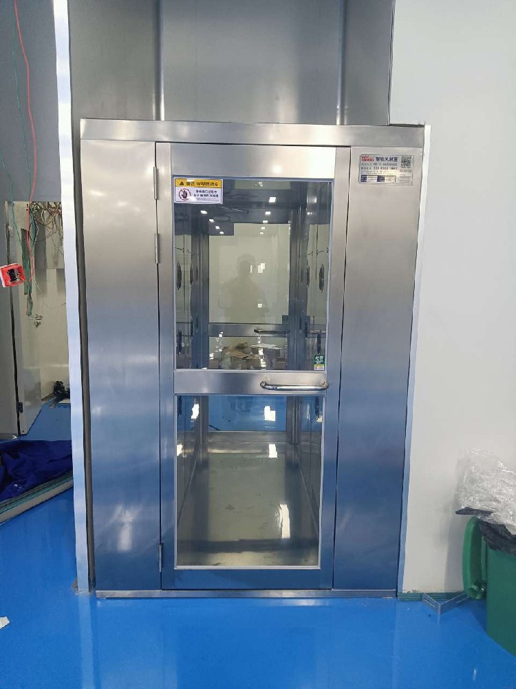 上海飛蕊建筑工程有限公司風淋室安裝